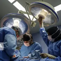 ثبت یک عمل جراحی سخت و موفق دیگر در بیمارستان رازی سراوان