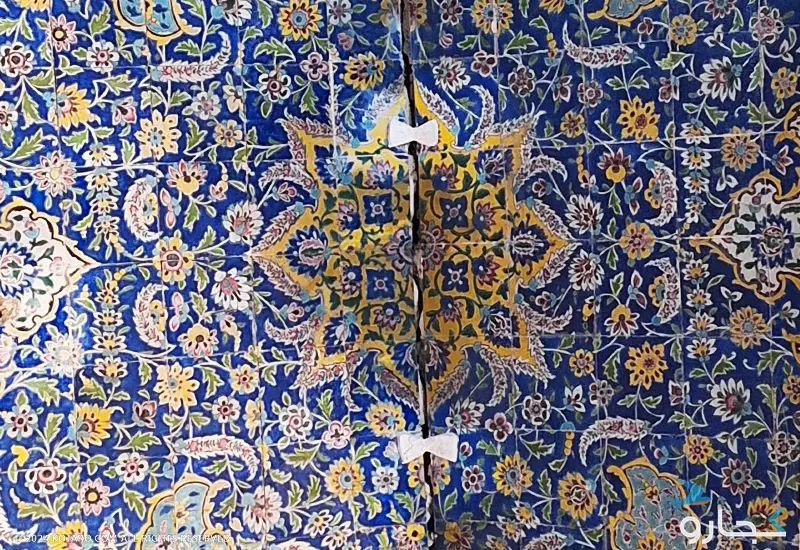 عکس/ ترک‌های عظیم بر روی آثار باستانی اصفهان