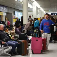 اعتصاب بی‌سابقه کارکنان فرودگاه‌های فرانسه؛ صدها پرواز در روز سیاه لغو شد
