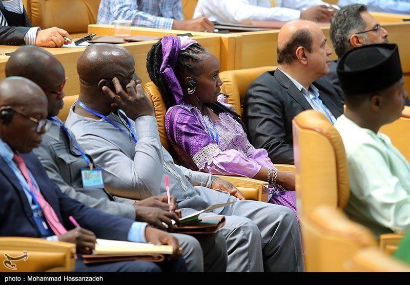 عکسی از میهمانان همایش ایران و آفریقا با سخنرانی رئیسی