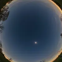 تصویر روز ناسا ؛ تمام آسمان زیر سایه ماه