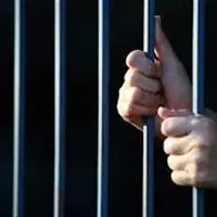 آزادی معلم زندانی با همت نیکوکاران شاهرودی در روز معلم