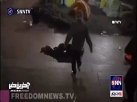 پرت کردن دانشجوی معترض به پایین پله ها توسط پلیس نیویورک!