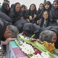 عکس/ استقبال از پیکر مطهر شهید دفاع مقدس در شیراز