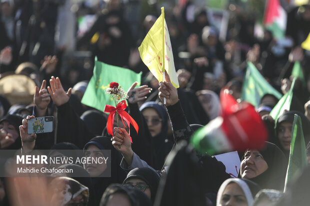 تجمع بزرگ مردم اصفهان در حمایت از طرح «نور»