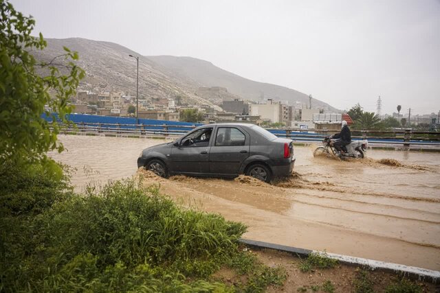 6 استان کشور متاثر از بارش‌های امروز؛ تداوم عملیات امدادرسانی در سیل و آبگرفتگی