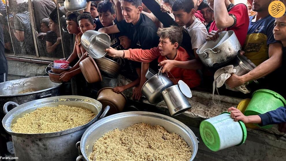 عکس/ التماس کودکان فلسطینی برای یک کاسه غذای گرم