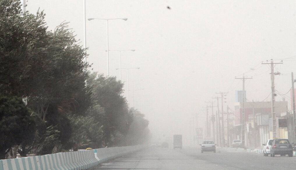 هواشناسی اصفهان درباره وزش باد شدید هشدار زرد صادر کرد