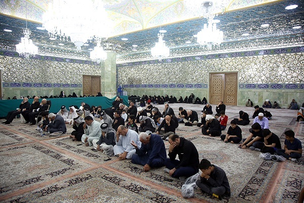 عزاداری عرب زبانان مقیم قم در شام شهادت امام جعفر صادق(ع)