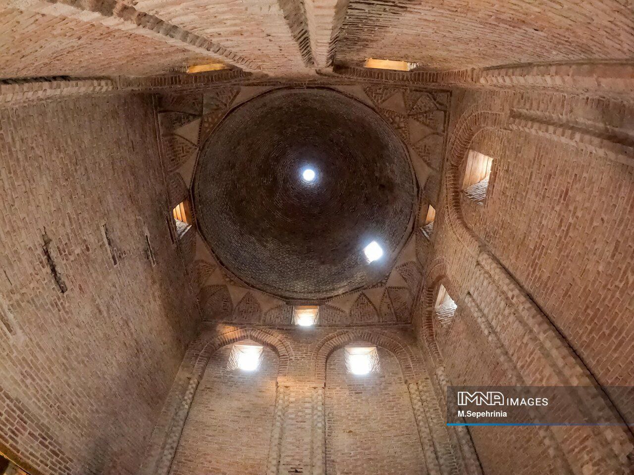 عکس/ گنبد سرخ مراغه، یادگاری معماری سبک آذری