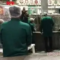 همخوانی خادمان رضوی در چایخانه حضرت رضا(علیه‌السلام)