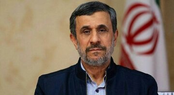 تصاویری جدید از احمدی‌نژاد در فرودگاه استانبول