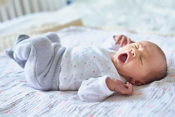 صدای گریه نوزاد هنگام گرسنگی چگونه است؟