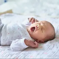 صدای گریه نوزاد هنگام گرسنگی چگونه است؟