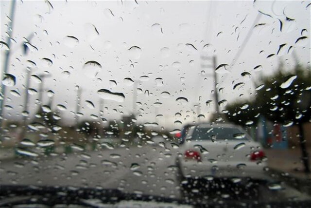 بارش در بیشتر محورهای سمنان؛ از سفرهای غیرضرور پرهیز شود