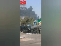 آتش به جان انبار مدیران خودرو در بم افتاد