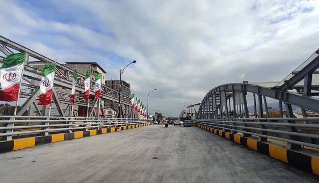 آغاز ساخت پل در طول رودخانه کاجوی چابهار
