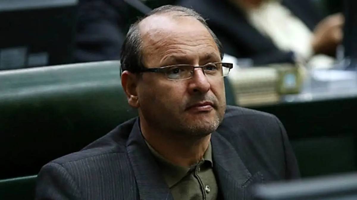 منتخب مجلس دوازدهم: احساس می‌کنم ایران به بمب هسته‌ای دست پیدا کرده است
