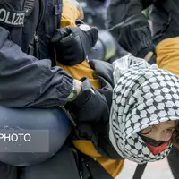 عکس/ حمله پلیس آلمان به اعتراضات بدون خشونت دانشجویان