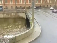 لحظه سقوط اتوبوس به رودخانه در سنت پترزبورگ روسیه