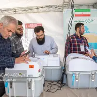 عکس/ انتخابات مرحله دوم مجلس در نمایشگاه کتاب تهران