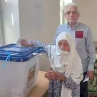 شرکت بانوی ۹۲ ساله گنبدی در انتخابات مجلس