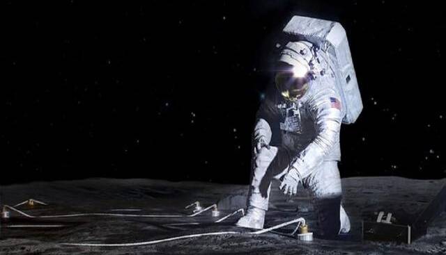 ناسا لباس فضانوردی نسوز می‌سازد