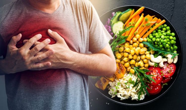 اینفوگرافی/ خوردنی‌هایی که خطر ابتلا به بیماری‌های قلبی را افزایش می‌دهند
