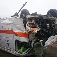واژگونی یک آمبولانس در جاده ابرکوه به یزد