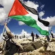 تصویر رزمنده فلسطینی مقابل تانک اسرائیلی خبرساز شد