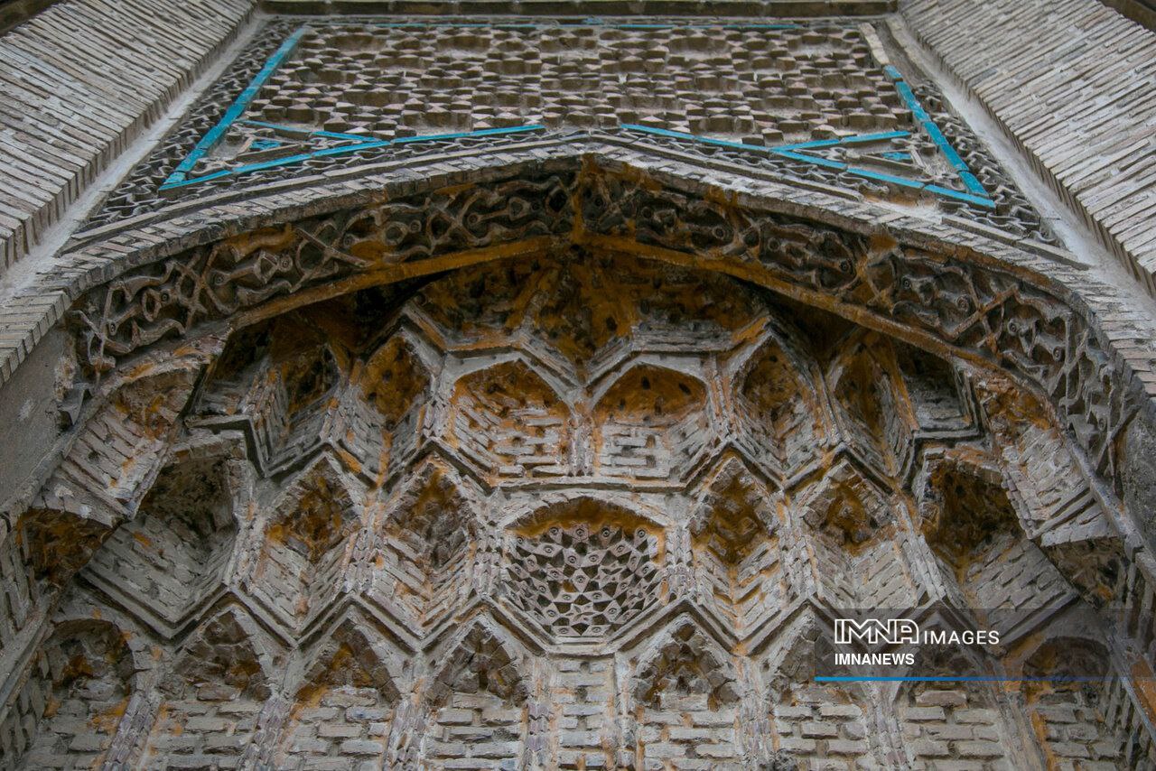 تصاویری زیبا از امامزاده نور در گرگان