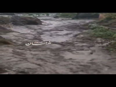 صحنه‌هایی از سیلاب در خیابان‌های مشهد