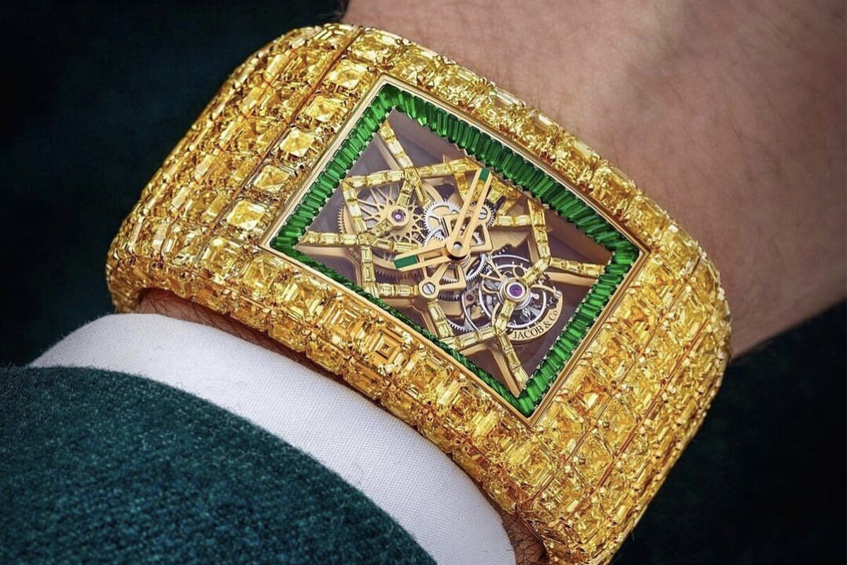 خاص‌ترین ساعت کریستیانو رونالدو با ۸۸۰ قیراط الماس زرد؛ قیمتش چقدر است؟