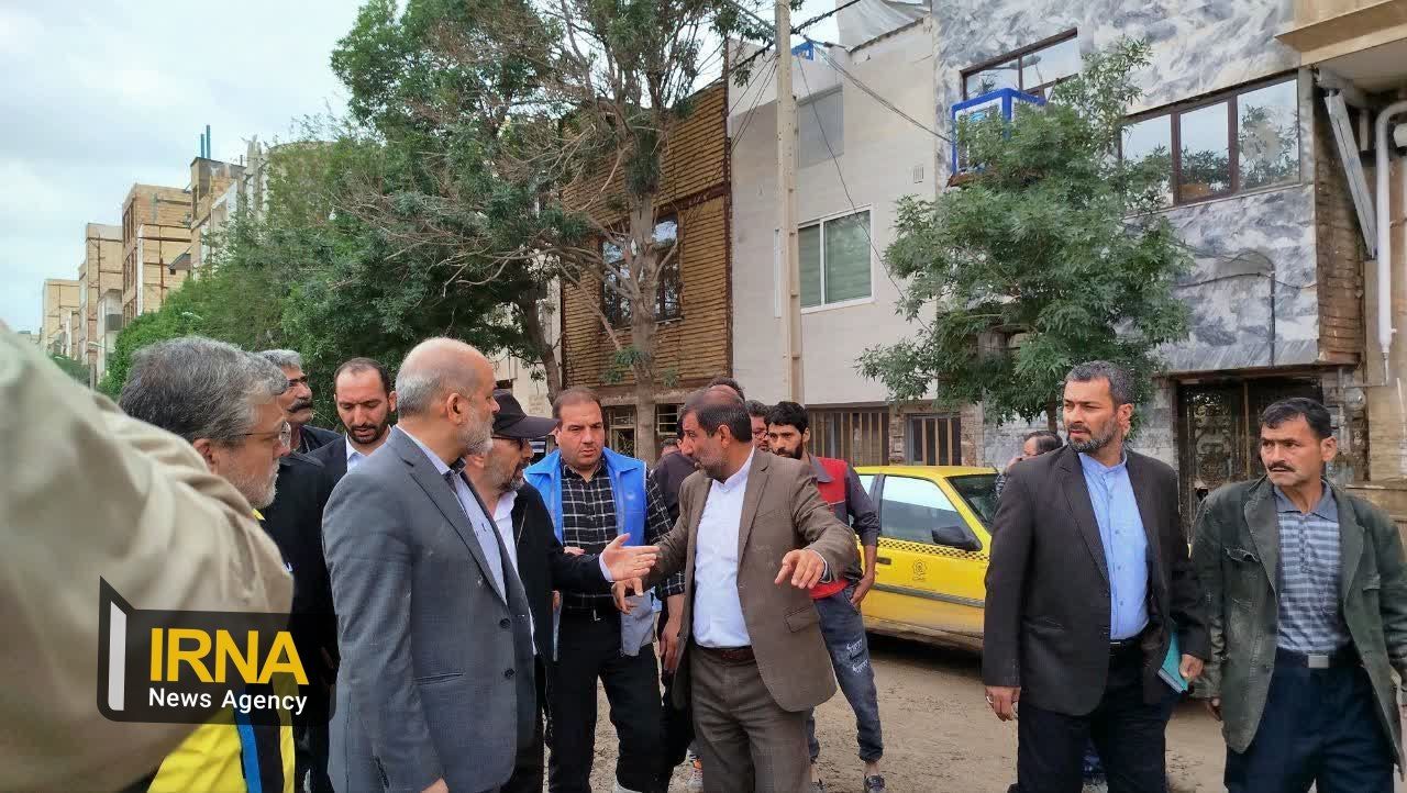 عکس/ بازدید وزیر کشور از منطقه سیل زده سیدیِ مشهد