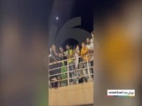 مجتبی حسینی و هواداران ایرالکو بعد از صعود