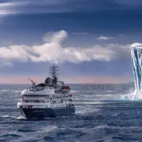 لحظه برخورد کشتی با کوه یخی
