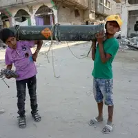 عکس/ بمباران غزه با بمب‌های آمریکایی