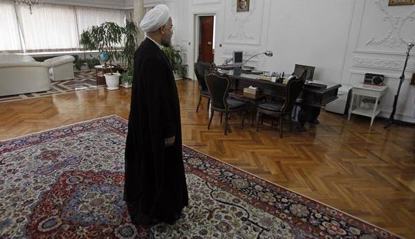 واکنش روابط عمومی دفتر روحانی به ادعاهای معاون رئیسی درباره پرونده مفقود شدن فرش‌های سعدآباد