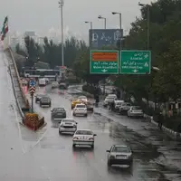 عکس/ تردد روان خودروها در فلکه پارک مشهد پس از بارش باران