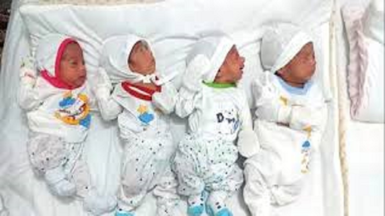 تولد نوزادان چهار قلو در کاشان