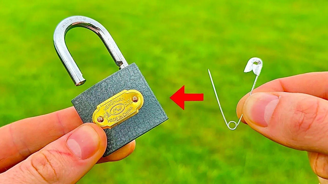 دیگر نیازی به قفل ساز ندارید؛ سه روش برای باز کردن قفل بدون کلید!