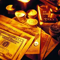 ادامه ریزش قیمت طلا و سکه در بازار؛ دلار ساز مخالف زد