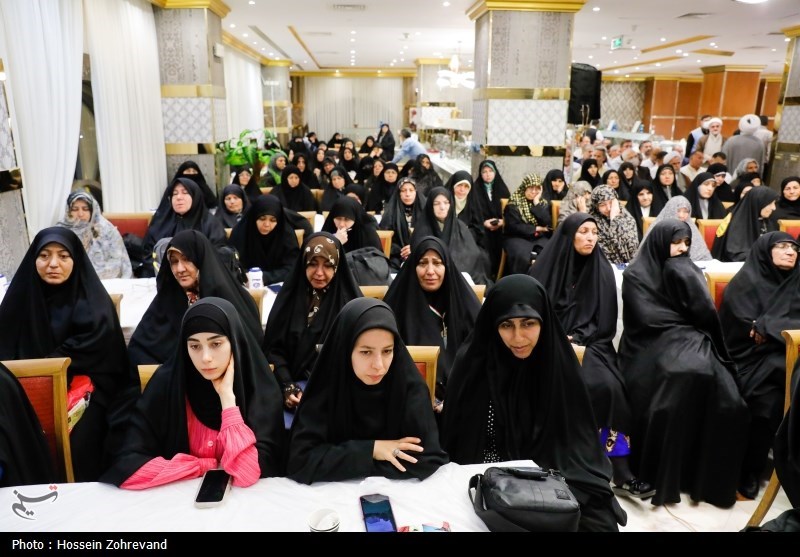 محفل انس و معرفت و بزرگداشت شهدای خدمت در مدینه منوره