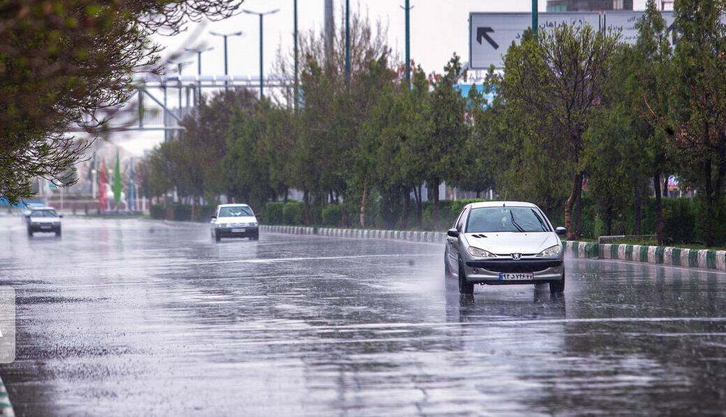 تداوم رگبار باران و رعدوبرق در برخی مناطق آذربایجان غربی