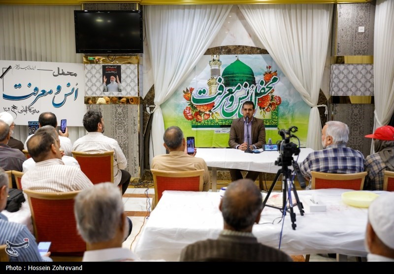 محفل انس و معرفت و بزرگداشت شهدای خدمت در مدینه منوره