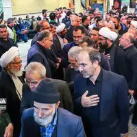  عزاداری مردم در سوگ شهدای خدمت در زنجان