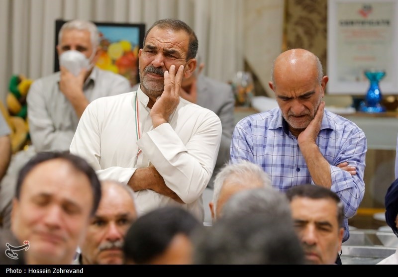 محفل انس و معرفت و بزرگداشت شهدای خدمت در مدینه منوره