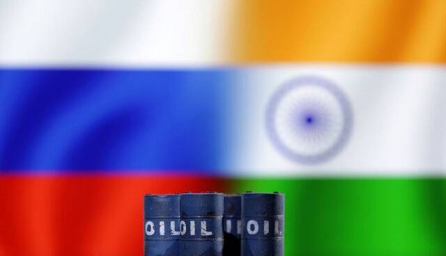 اقدام کم‌سابقه هند برای خرید ارزان‌تر نفت روسیه