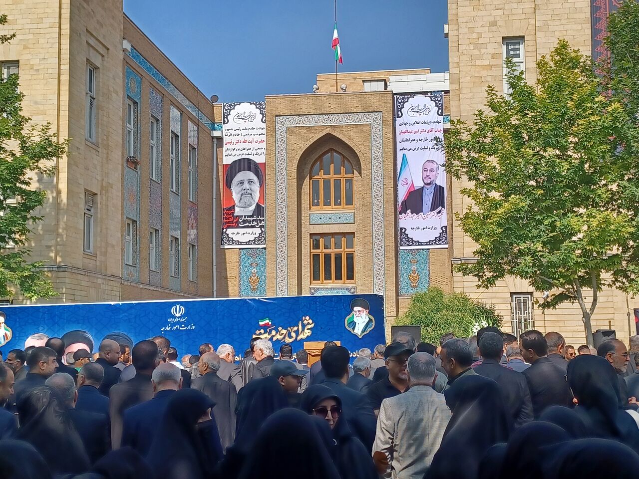 مراسم تشییع پیکر شهید امیرعبداللهیان در تهران آغاز شد