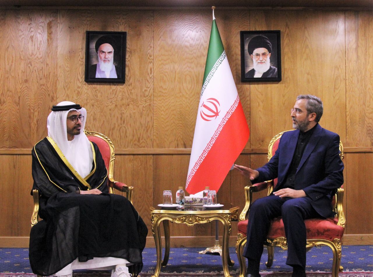 باقری در دیدار وزیر خارجه امارات: تنش‌زدایی با همسایگان قطعا استمرار خواهد یافت